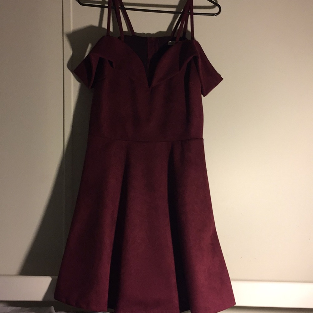 burgundy dress